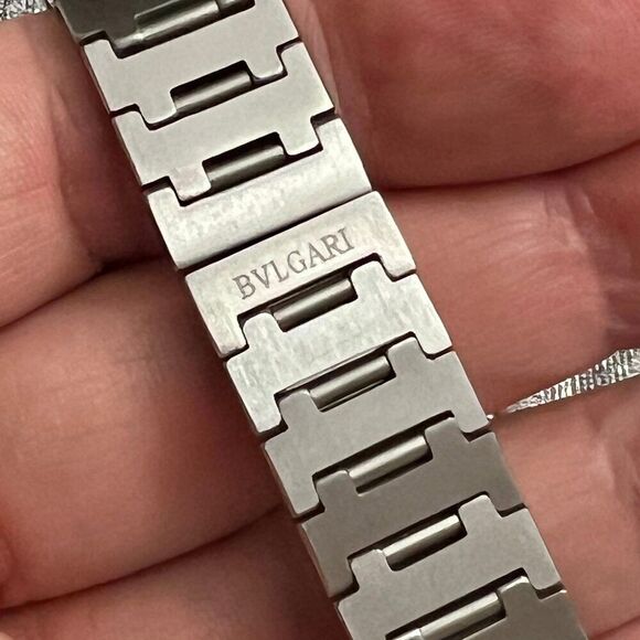 Bvlgari Estate Sapphire Crystal Quartz Watch Stainless Steel 38 mm B12 - Picture 2 of 5